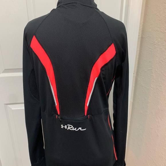Under Armour Jacket Women large Black Semi-Fitted Cold Gear Full Zip Run - Picture 1 of 13